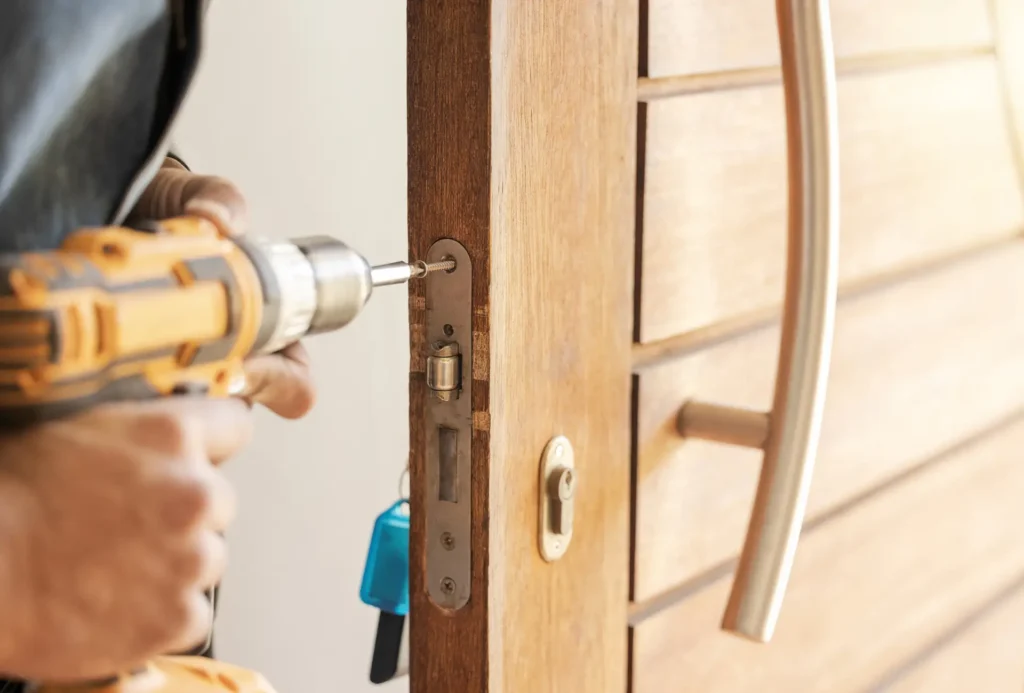 Handyman 5 | Darly Joinery Reliable Joinery & Carpentry Services in Nottingham. Lock Changing Services in Nottingham by Darly Joinery